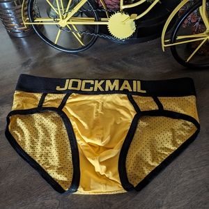 Jockmail briefs